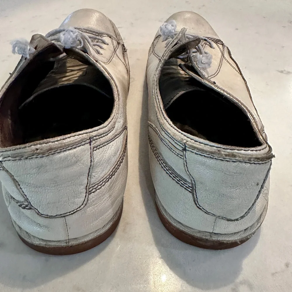John Varvatos white sneakers 10M - Picture 5 of 9